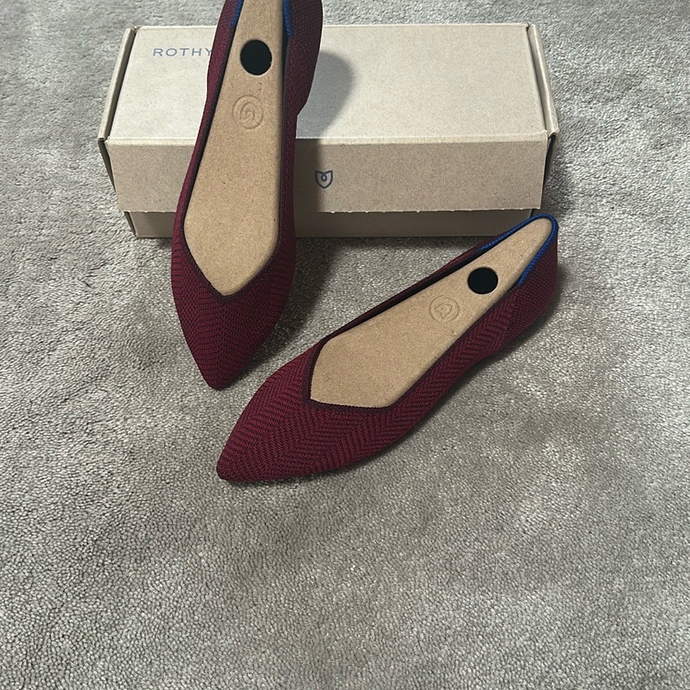 New Rothy's Cabernet Herringbone Point 6.5